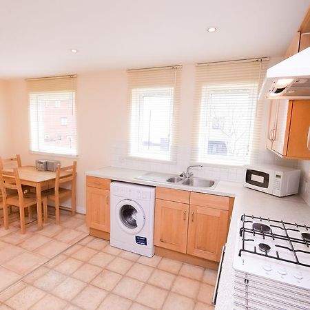 Town Or Country - Clench Street Apartment Southampton Luaran gambar