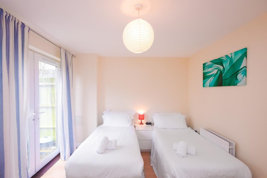 Town Or Country - Clench Street Apartment Southampton Luaran gambar